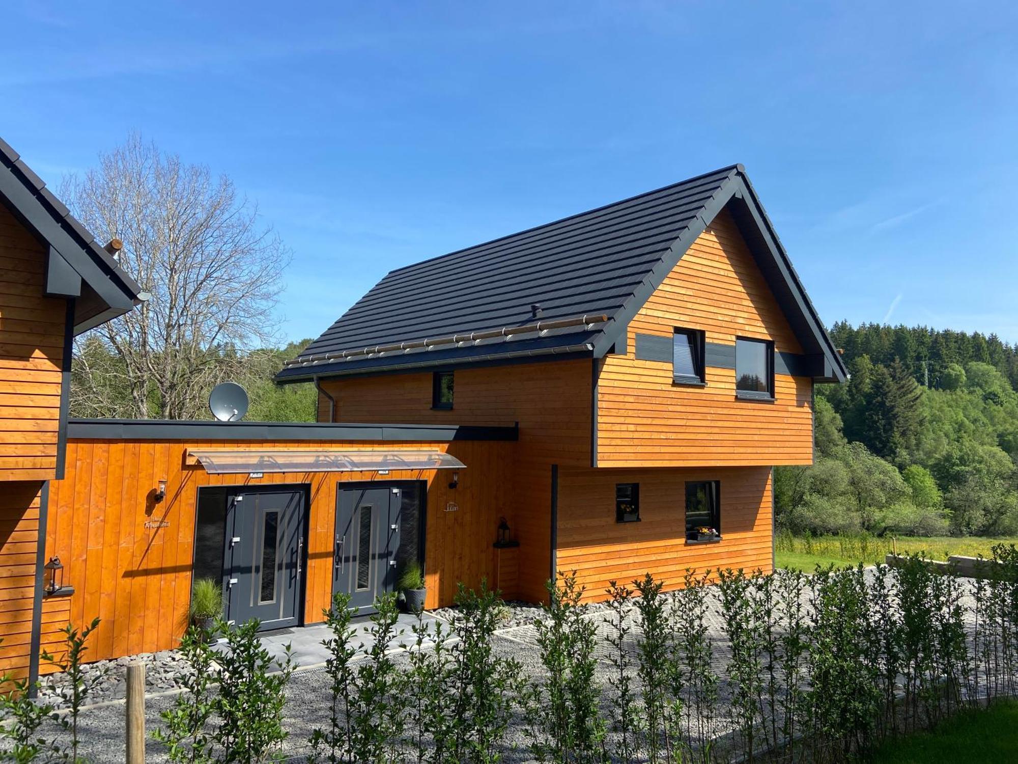 Urlaub Am Schwarzbach Mit Sauna Und Whilpool Butgenbach Ngoại thất bức ảnh