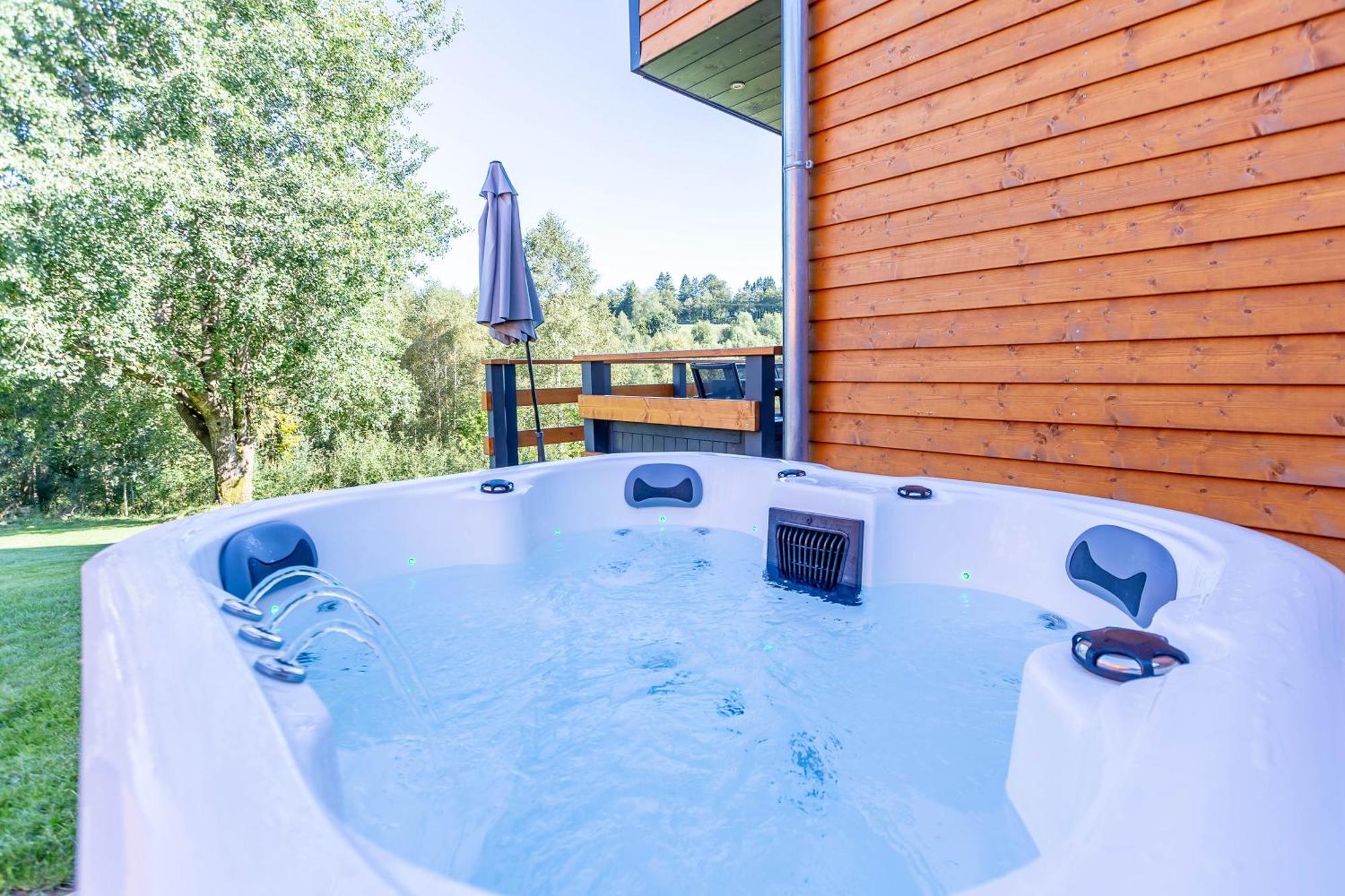 Urlaub Am Schwarzbach Mit Sauna Und Whilpool Butgenbach Ngoại thất bức ảnh