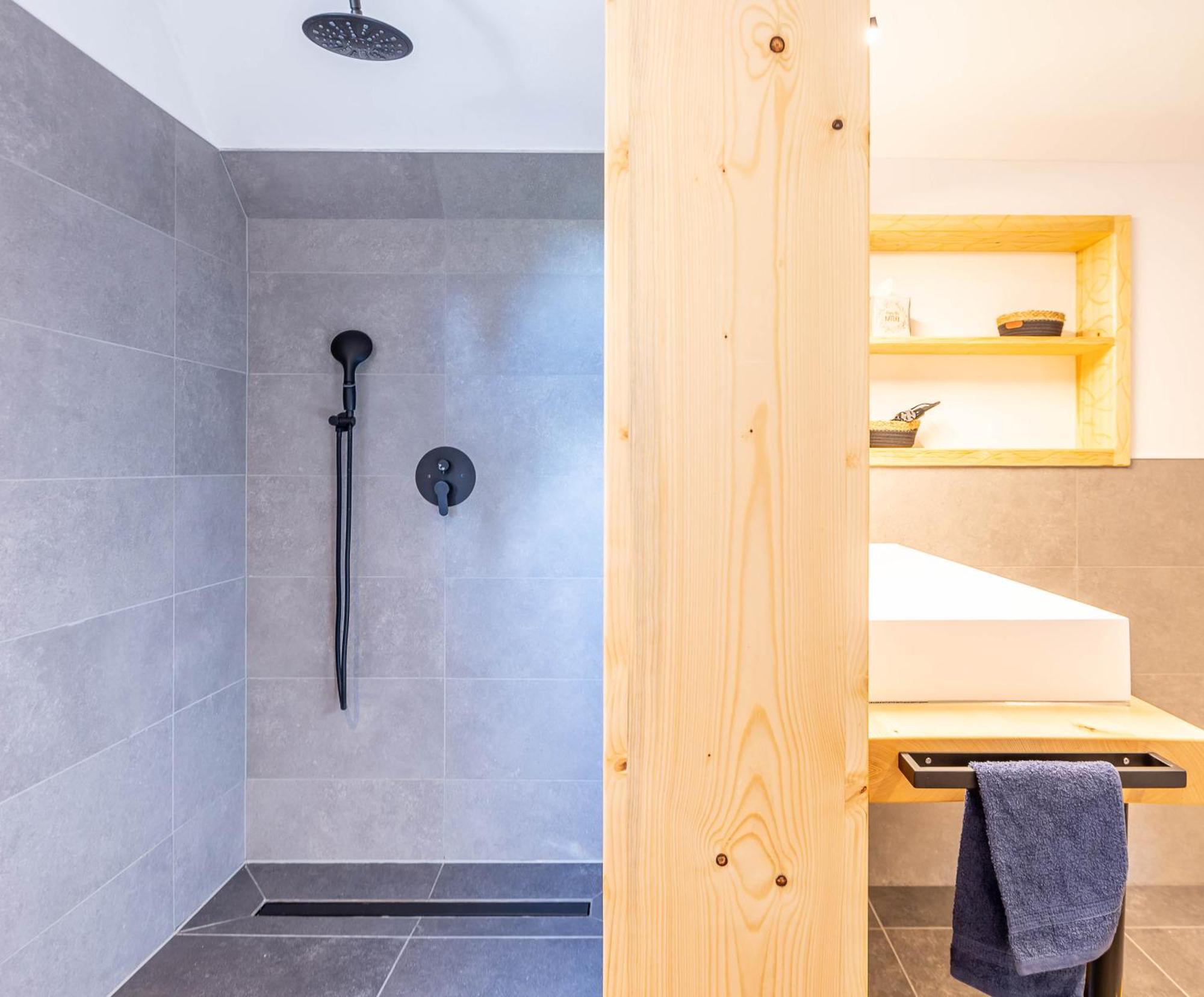 Urlaub Am Schwarzbach Mit Sauna Und Whilpool Butgenbach Ngoại thất bức ảnh